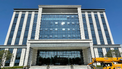 hjc黄金城集团官网钢构百科：钢结构办公楼的优势——高效、美观、环保